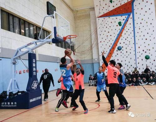 愛籃球的吃瓜群眾是誰,籃球迷中的神秘人物