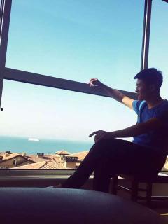 美國帥哥吃瓜群眾視頻大全,趣味橫生的日常生活瞬間